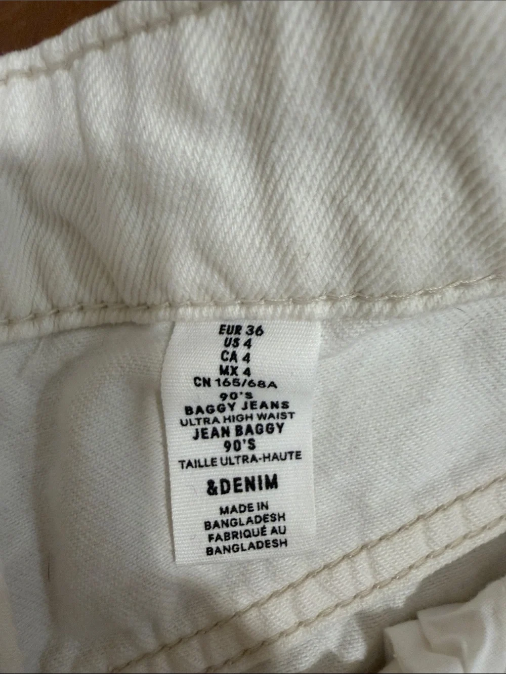 Relaxed White Boyfriend Jeans